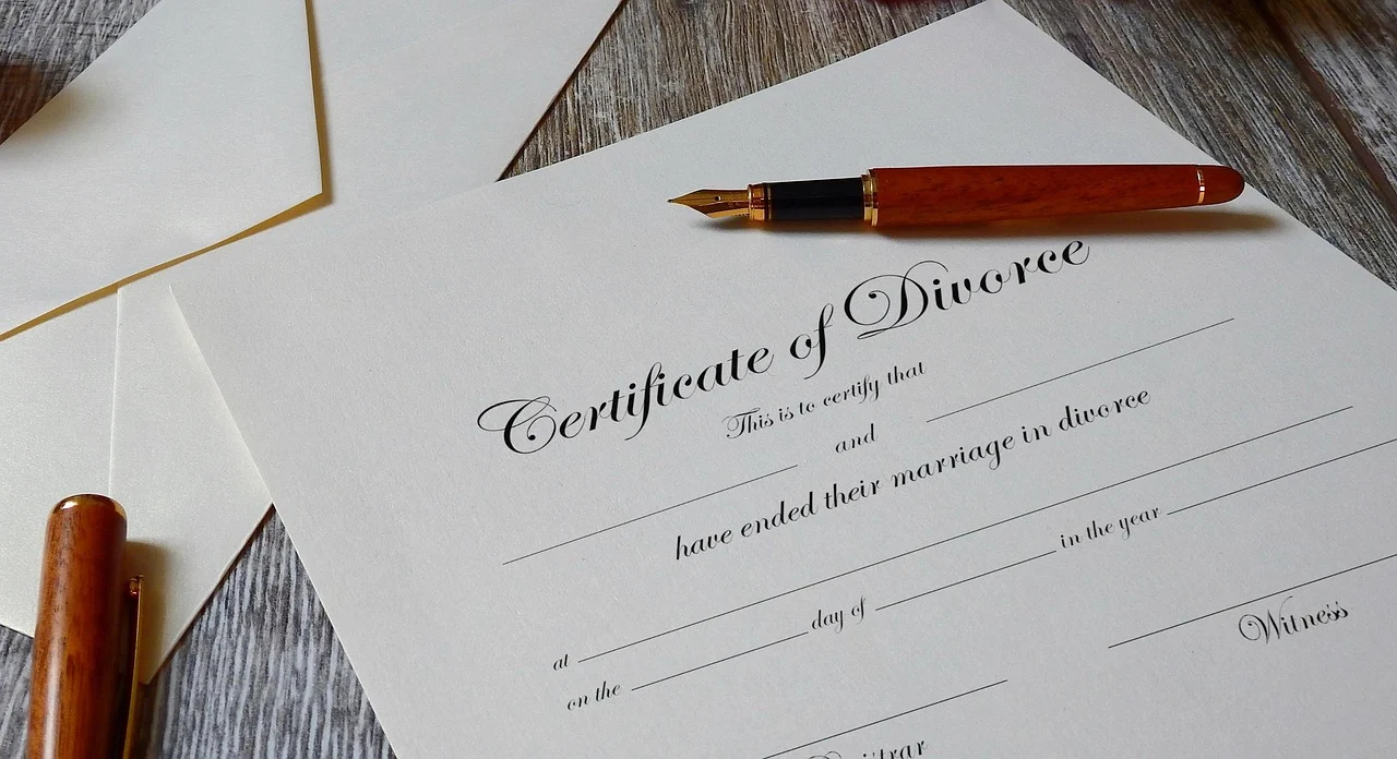 de ce a divortat cristi minculescu