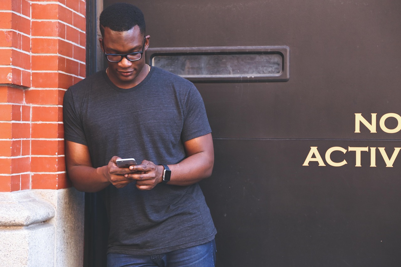 aplicatie urmarire telefon gratis